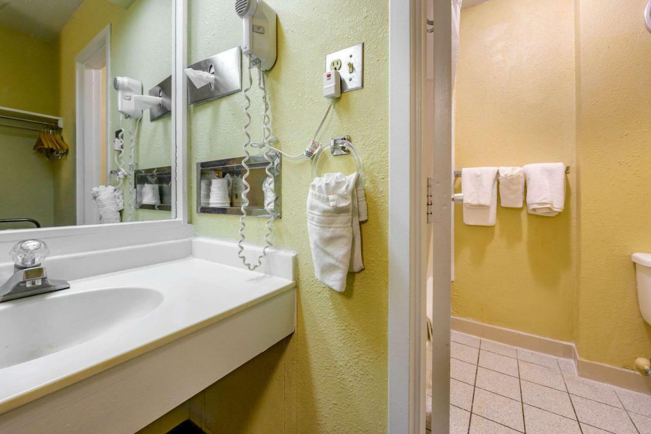 Aire Hotel Lebanon Hershey 외부 사진
