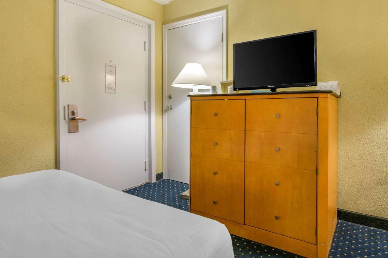 Aire Hotel Lebanon Hershey 외부 사진