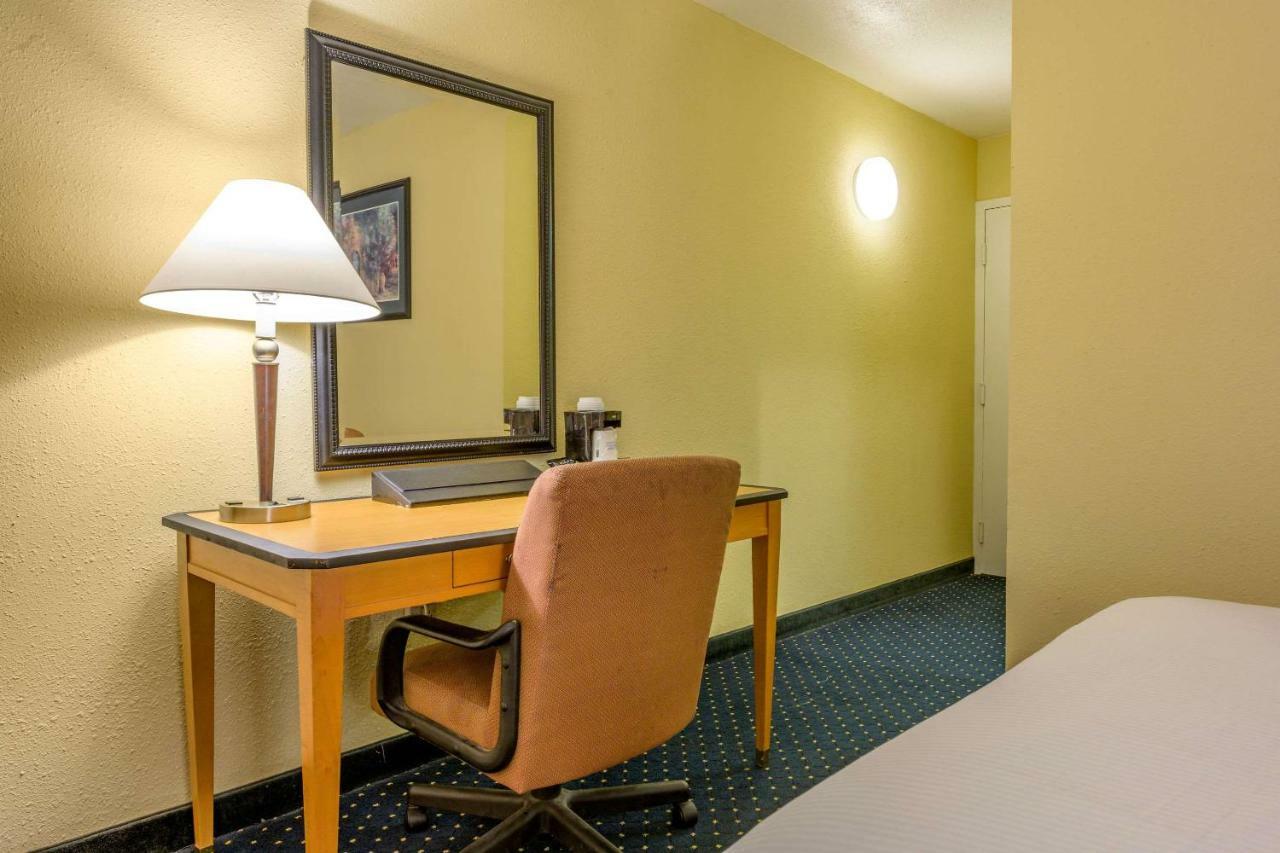 Aire Hotel Lebanon Hershey 외부 사진